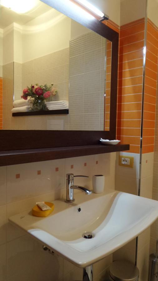 Bed and Breakfast Il Giardino Delle Zagare Fondi Exterior foto