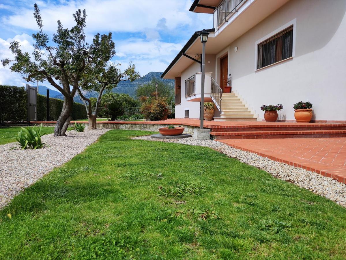 Bed and Breakfast Il Giardino Delle Zagare Fondi Exterior foto